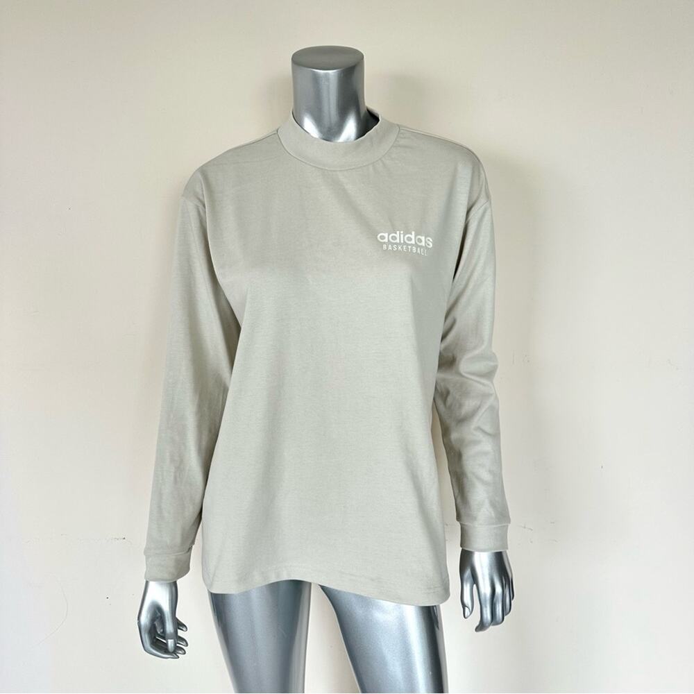 Adidas basketball long sleeve top size XS
